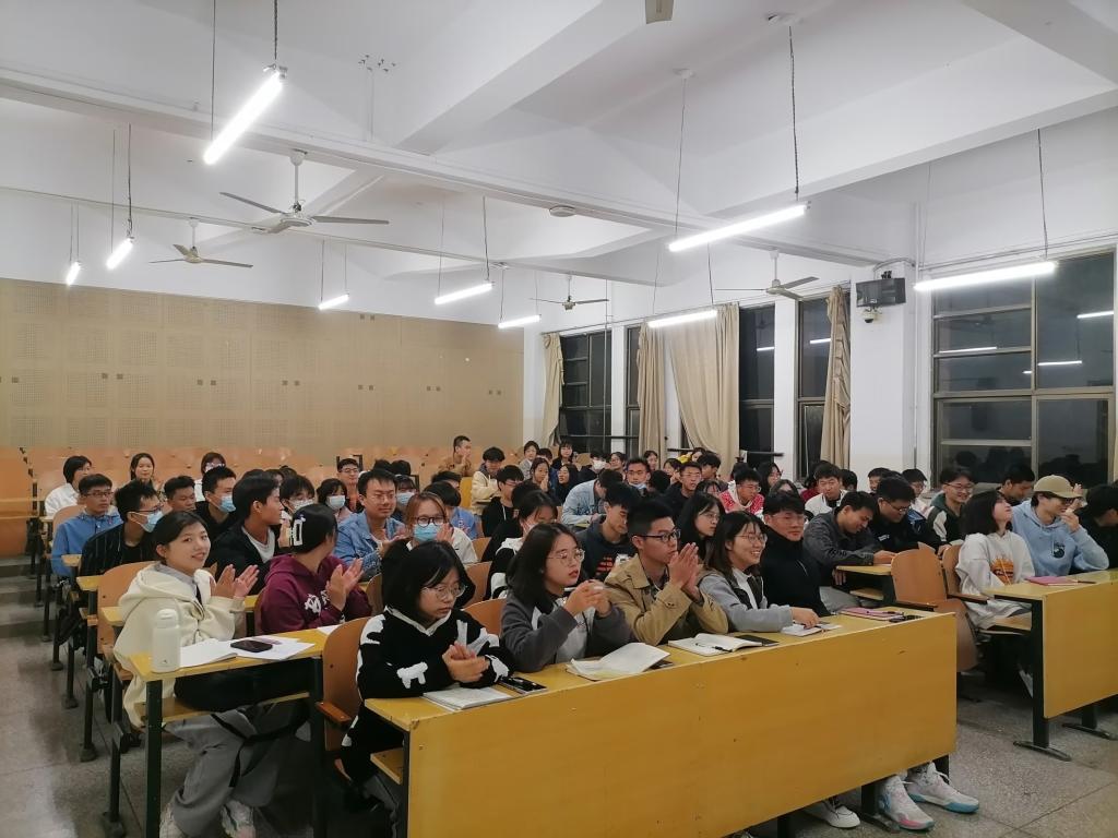 美女做爱影片