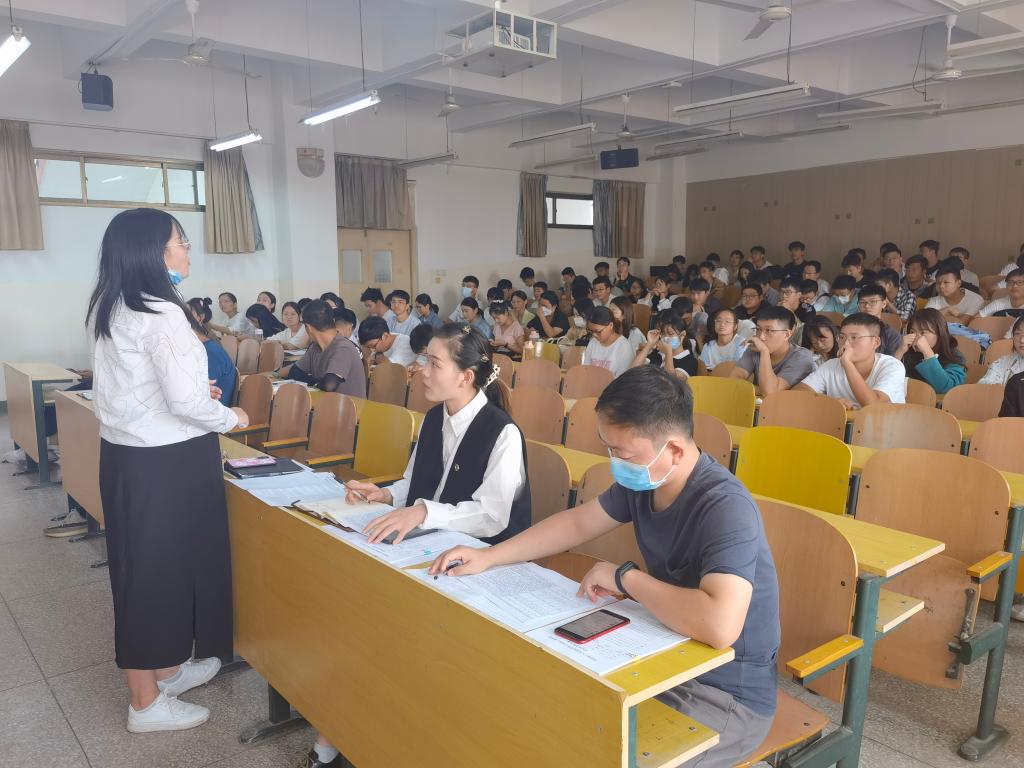 美女做爱影片