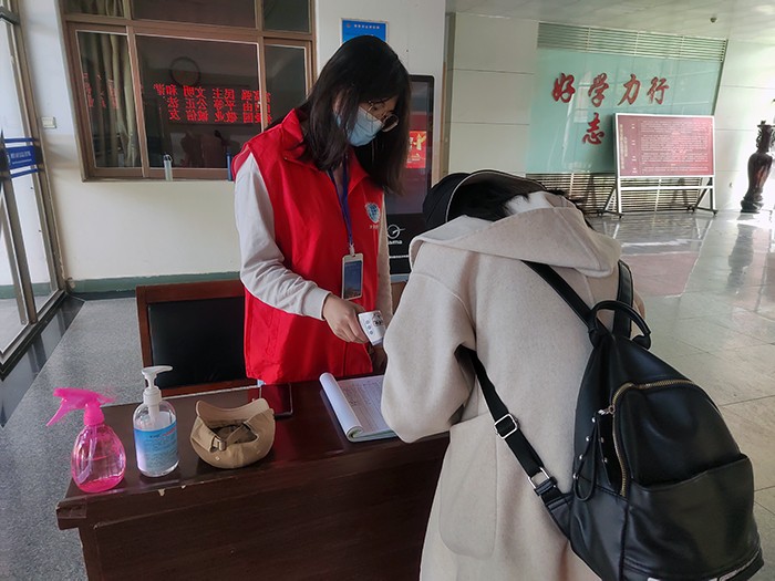 240e60e5ddfe8bd7.jpg 美女做爱影片