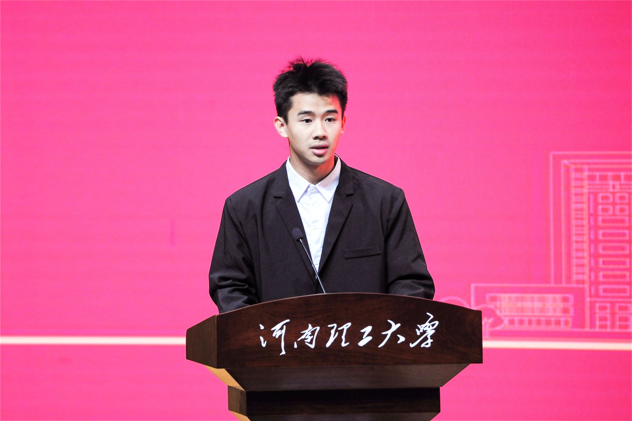 美女做爱影片