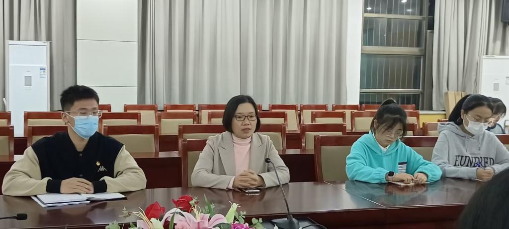 美女做爱影片