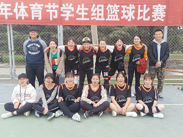 篮球1.jpg
