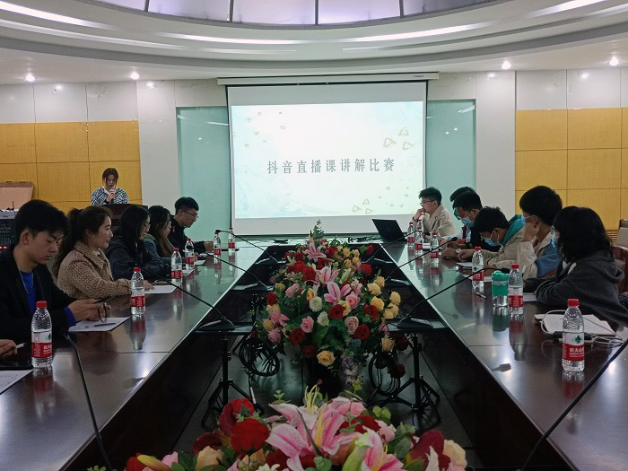 p1.jpg 美女做爱影片