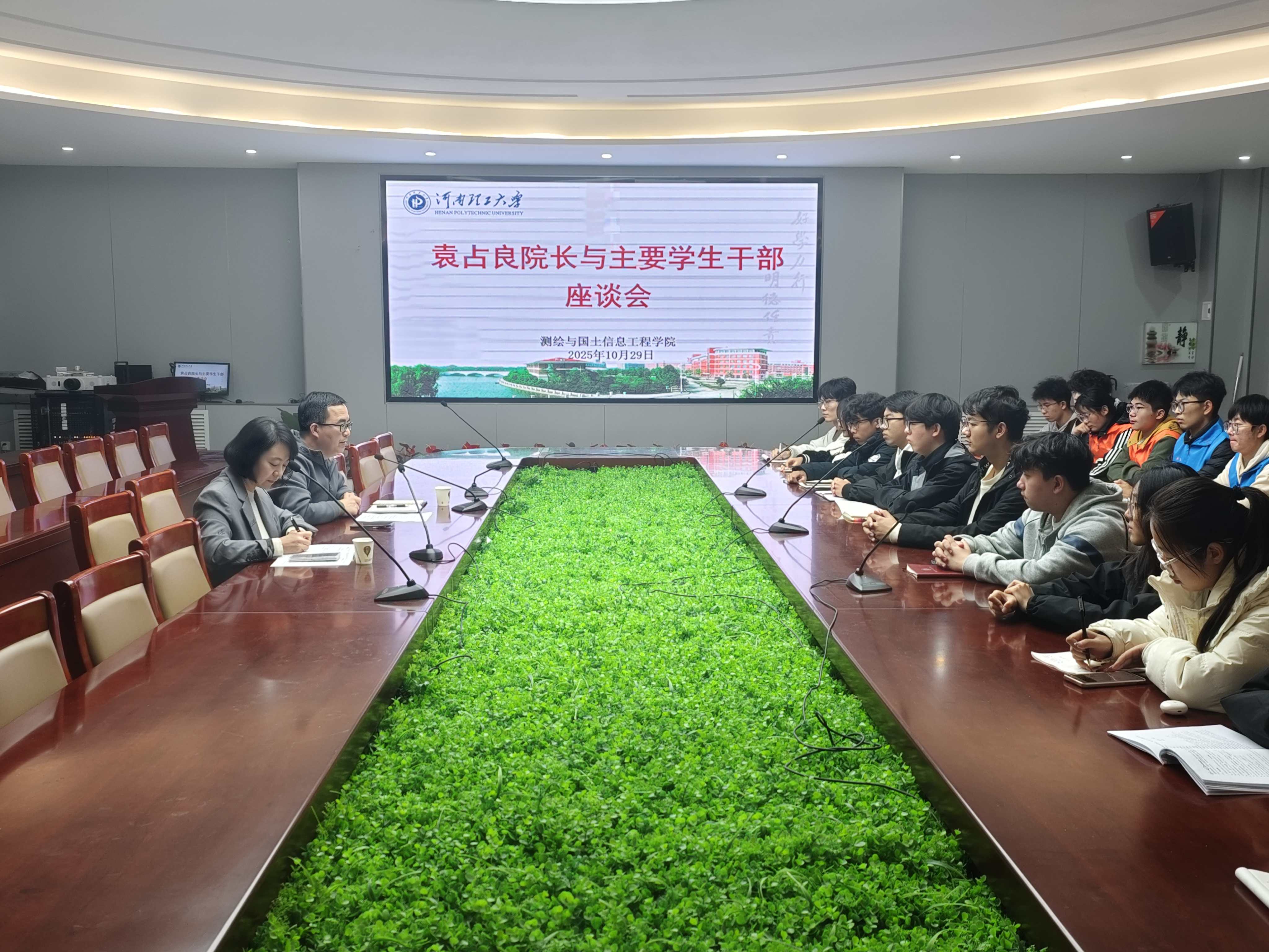 美女做爱影片