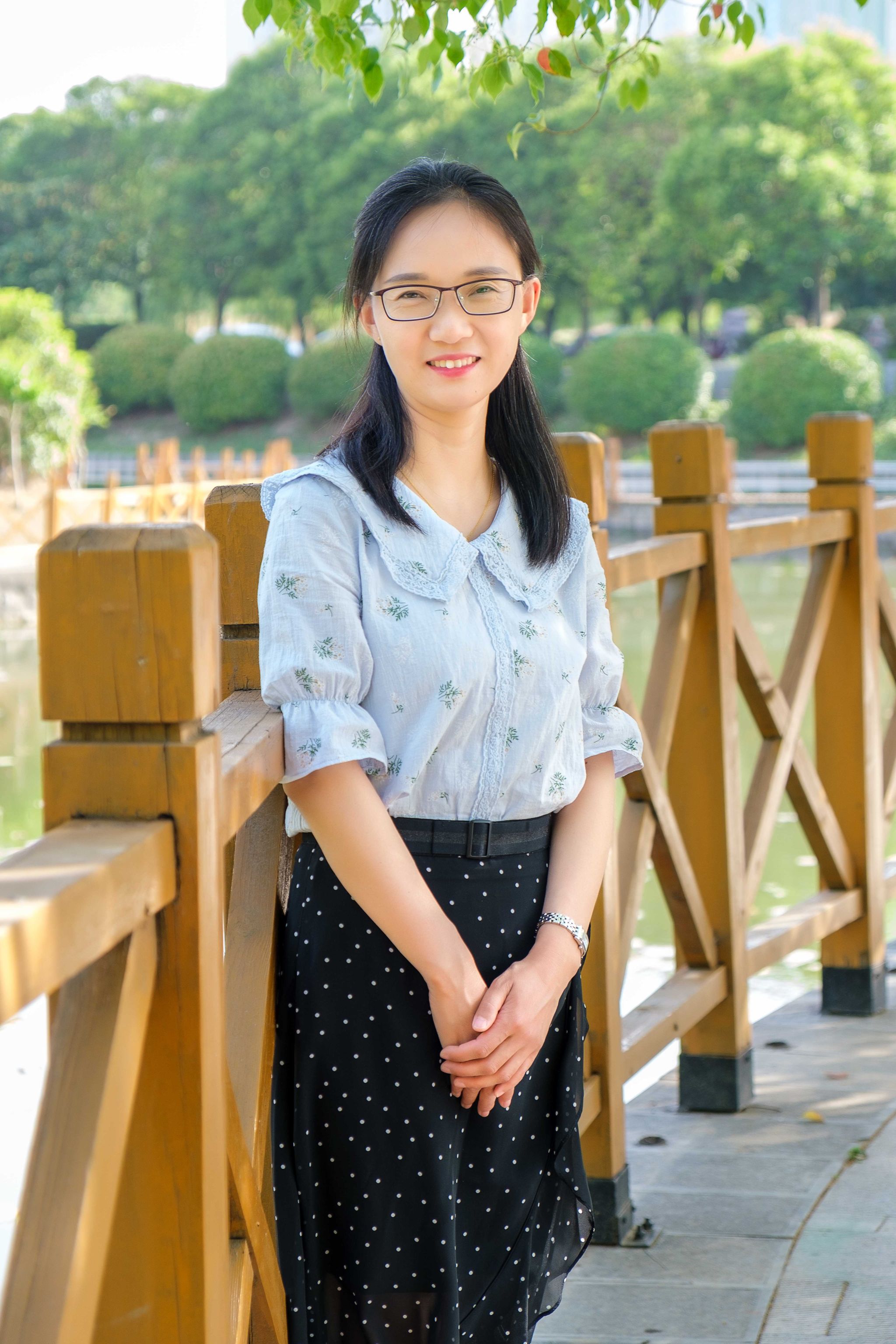 undefined 美女做爱影片