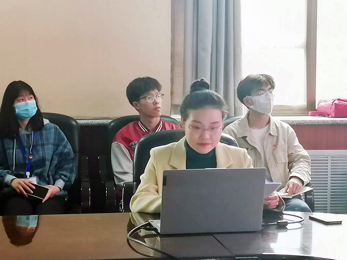 美女做爱影片