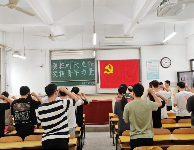 美女做爱影片